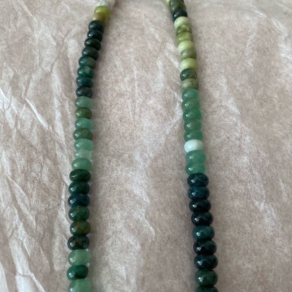 20-21” 8mm Opal Jade Necklace - Picture 3 of 3